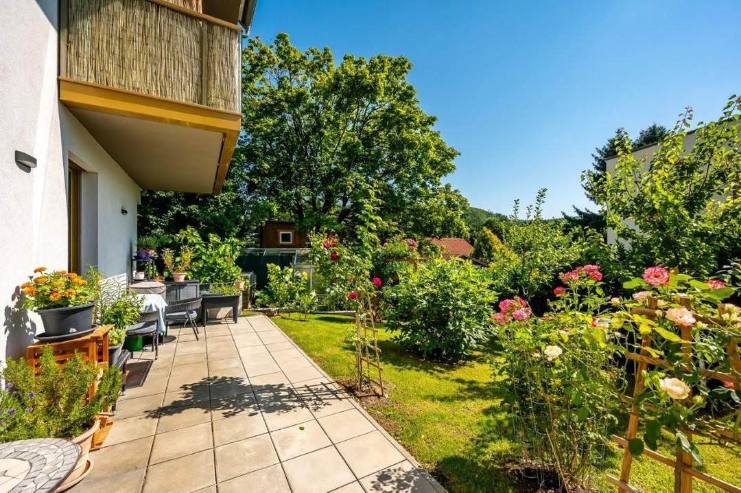 "Zauberhafte Gartenwohnung am Riederberg!"