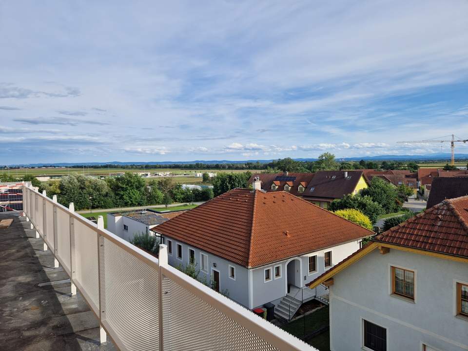 BEFRISTETE PREISREDUKTION: TERRASSEN - FAMILIENWOHNUNG SAMT AUS- UND FERNBLICK - PROVISIONSFREI