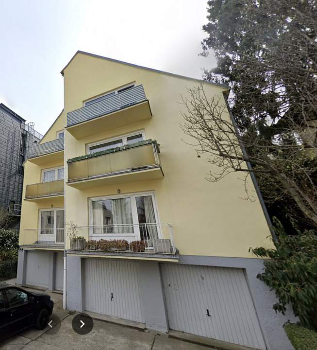 ***Sanierungsbedürftige Wohnung mit Balkon in absoluter Ruhelage, zwischen Türkenschanzpark und Pötzleinsdorfer Schlosspark***