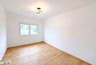 ERSTBEZUG VOR DEN TOREN WIENS - DOPPELHAUSHÄLFTE MIT STELLPLÄTZEN AUF EIGENGRUND