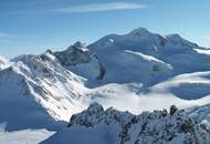 Alpine Eleganz – Stilvolles Apartment mit Service in Sölden!