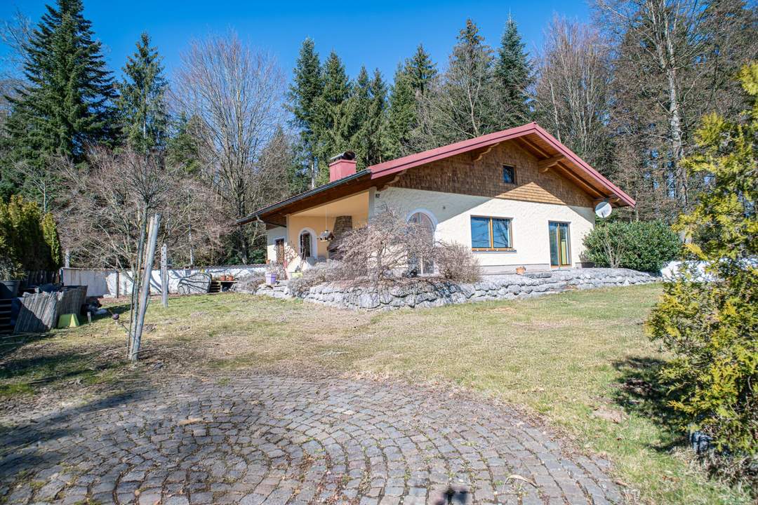 Ihr ländlicher Wohntraum: Bungalow mit Charme und guter Lage