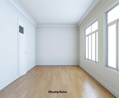 3-Zimmer-Wohnung mit Terrassen, Grünflächen und TG-Stellplatz