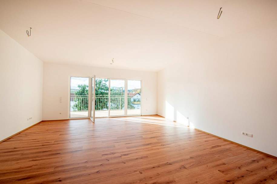 Moderne Dachgeschosswohnung mit großer Terrasse – Erstbezug, Wohnung-miete, 965,00,€, 4663 Gmunden