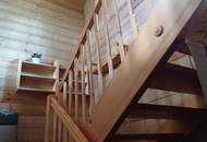 ***OPEN HOUSE Freitag, 12. Juni 2026 von 9 - 12 Uhr*** Charmantes Holzhaus mit wunderschönem Garten in St. Roman