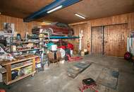 Sanierungsbedürftiger Bauernhof mit Hobby-Autowerkstatt in idyllischer Lage