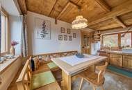 Luxuriöse Waldliegenschaft in idyllischer Lage bei Bad Goisern am Hallstättersee – Ruhe, Natur &amp; drei charmante Wohneinheiten in zwei Häusern