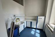 Schöne, großzügige Altbauwohnung