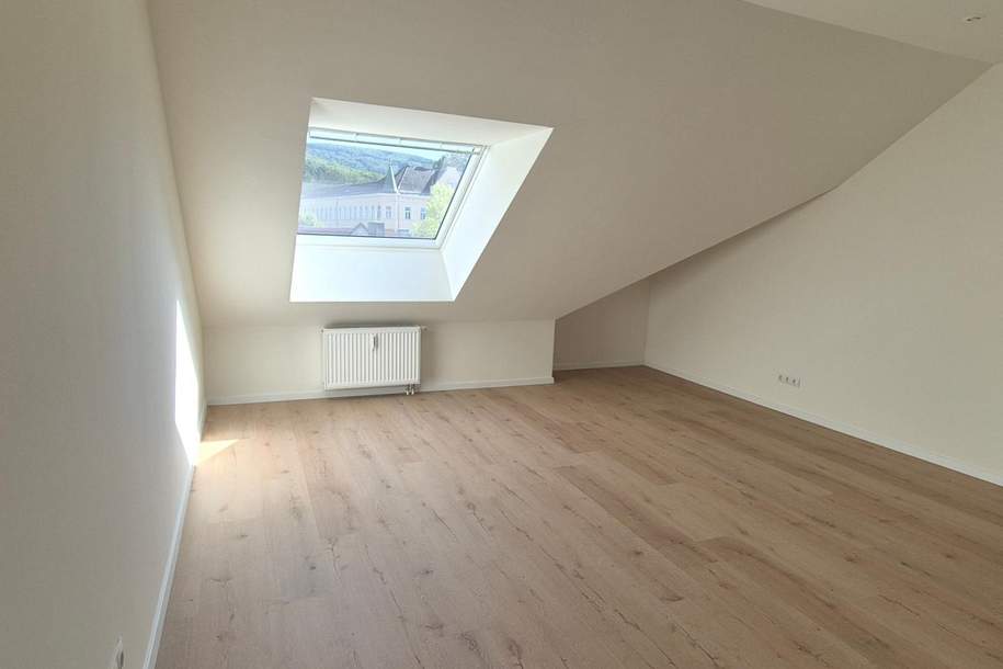 FRISCH SANIERTE DACHGESCHOSSWOHNUNG IM HERZEN VON MARIA ANZBACH, Wohnung-kauf, 189.000,€, 3034 Sankt Pölten(Land)