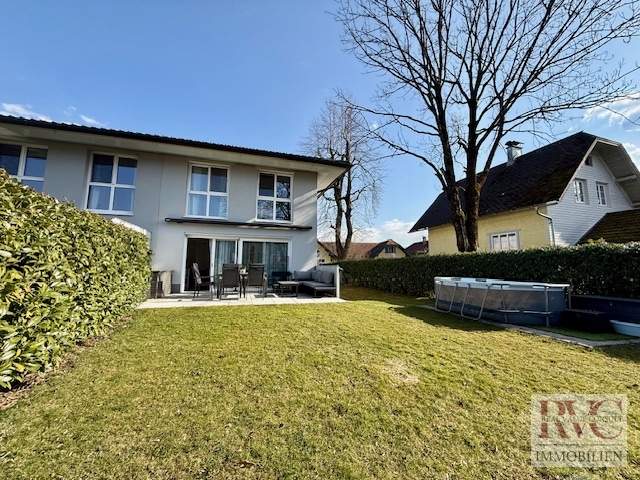 Moderne Doppelhaushälfte in Hallein mit großem Garten & Top-Ausstattung