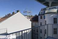 Helle und ruhige 3-Zimmer DG Wohnung mit super Ausstattung - ohne lästige Schrägen!