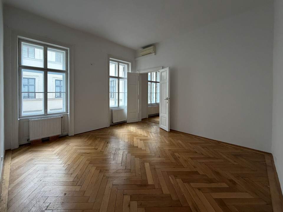Klassische Altbauwohnung in ruhiger Innenstadtlage
