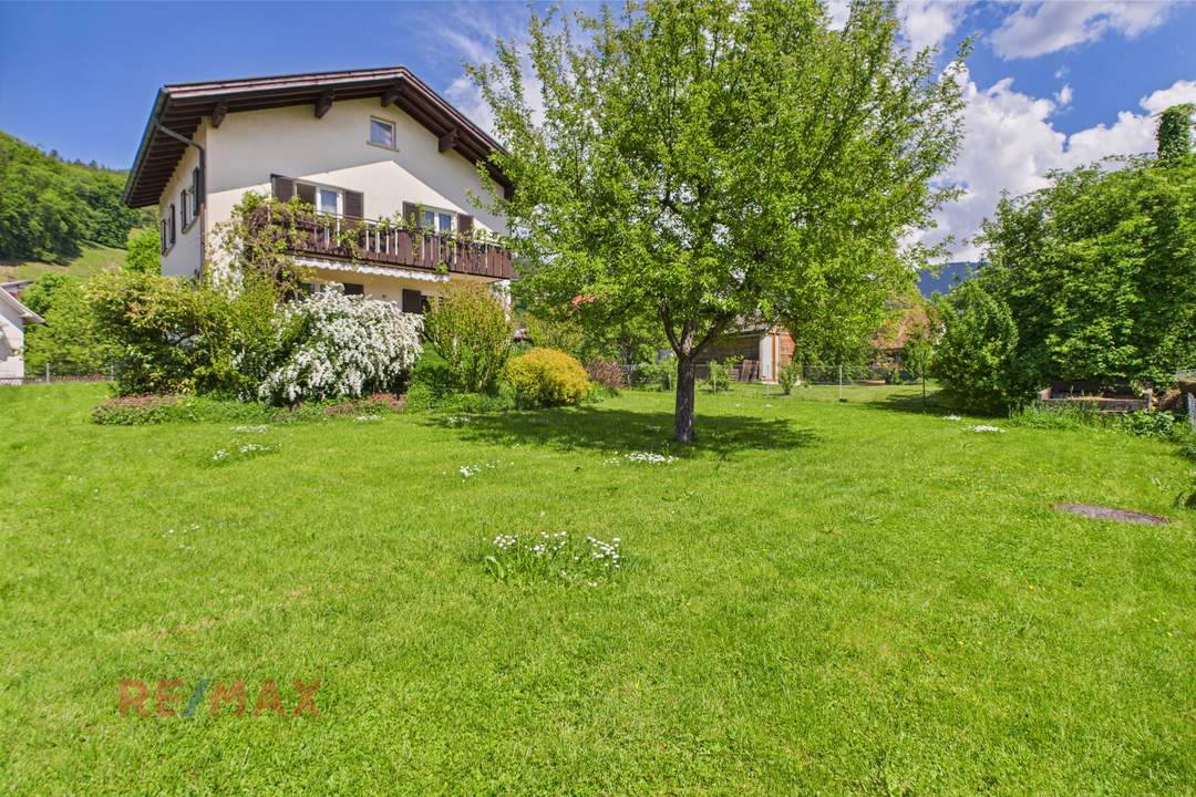 Ein Platz mit Potenzial – Grundstück mit Altbestand in bester Lage von Klaus