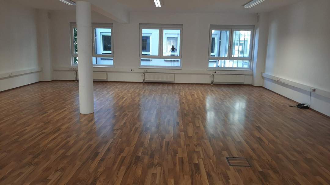 Top Büro oder Ordination nahe U1 Kagraner Platz zu leistbarer Miete!