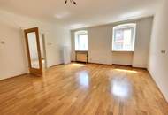 Ertragsobjekt - Stadthaus mit drei Einheiten, zwei davon vermietet