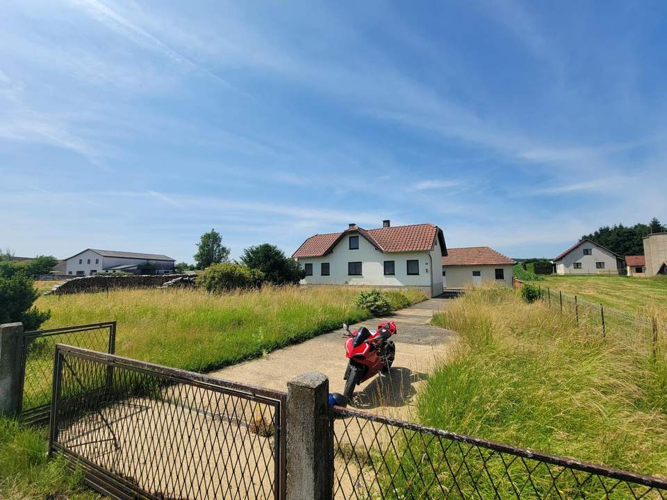 Sanierungsbedürftiges Haus mit POTENZIAL! Leben in Natur und Ruhe.