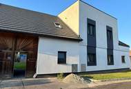 "Wohnen mit Pool & Terrasse!"
