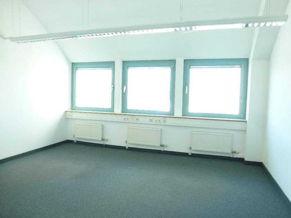 Nordbahnstraße: Bürofläche Nähe Praterstern // mit Terrasse!!