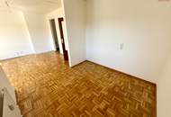 Geförderte Seniorenwohnung mit sonniger Loggia, barrierearmem Komfort und Aufzug - exklusiv nur für Pensionisten, die ruhig und selbstständig wohnen möchten!