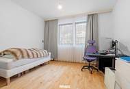 "Großzügige 215 m² Wohnung mit 35 m² Terrasse in Innenhoflage!"