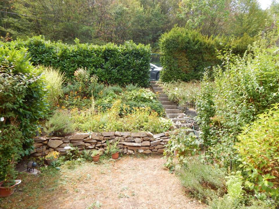 Reihenhaus am Waldrand - Grenze zu Wien mit Garten & Terrasse