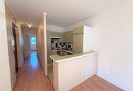 Kleine Wohnung, großes Potenzial – 2-Zimmer-Wohnung mit Terrasse!