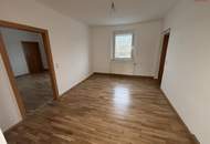 Außergewöhnliche 4-Zimmer-Familienwohnung in idyllischer Grünlage: im letzten Stockwerk mit Weitblick, durchdachter Raumaufteilung und unschlagbarem Preis!