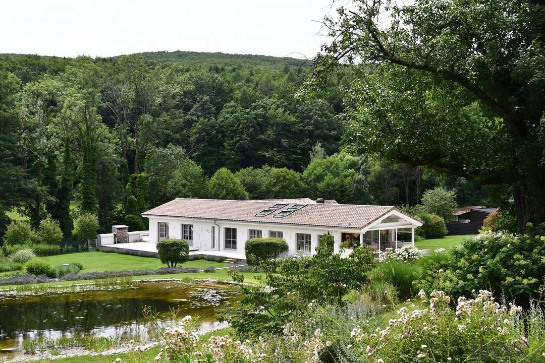 WOLFSGRABEN (Bestlage) - LUXUS RESIDENZ CHALET in idyllischer Grünruhelage