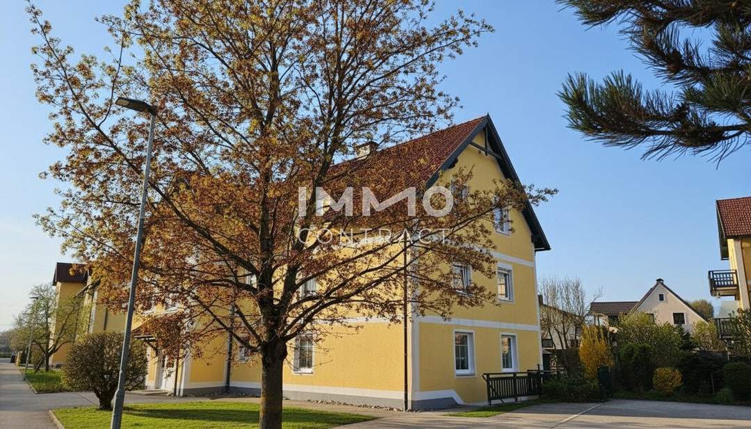 Große 4-Zi-Wohnung mit 2 Balkonen, Stellplätzen &amp; Wärmepumpenheizung in guter Lage von Amstetten!