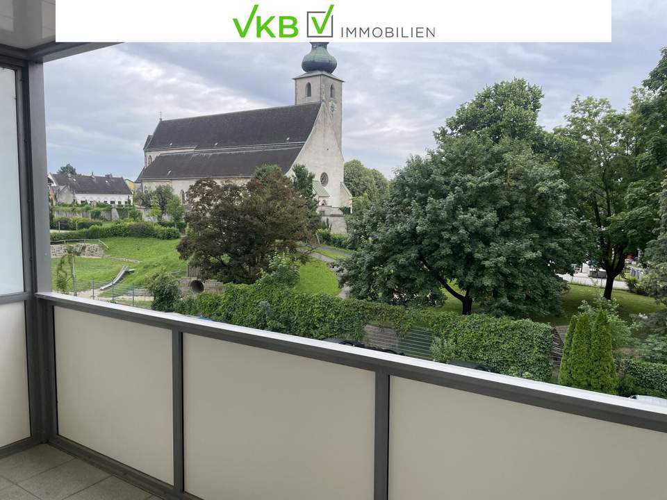 Traumhafte Ruhelage in Enns: Charmante 3-Zimmer-Wohnung mit Loggia und Panoramablick