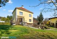Viel Platz, viel Potenzial: Einfamilienhaus mit großem Gartenparadies (ca. 1.442 m²) in Grünlage