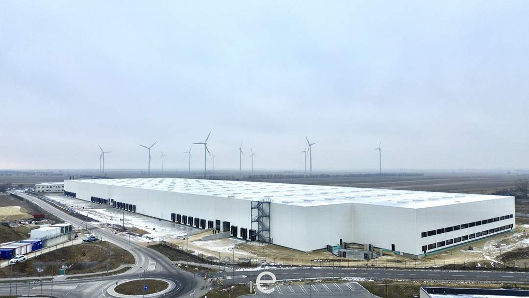 Direkt an der Grenze zwischen Österreich und Slowakei I Lager- und Produktionshalle ab rd. 3.900 m² zu mieten