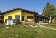 TRAUMHAFTER BUNGALOW FÜR ZWEI PERSONEN SAMT NEBENGEBÄUDE FÜR HOBBYRAUM, PARKÄHNLICHEM GARTEN MIT SCHWIMMTEICH ALS NATURPOOL DIREKT AN FELDER DER REGION ANGRENZEND