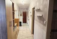 Vierzimmer- Eigentumswohnung mit Garage