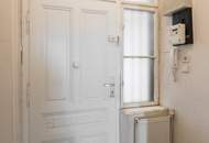 RUHIGE ALTBAUWOHNUNG // Kaiserstraße, 1070 Wien