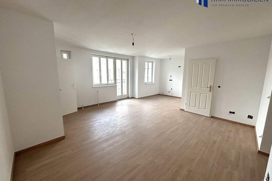 Neu renovierte 3-Zimmer-Dachgeschosswohnung mit Stadtblick in 1100 Wien – 270.000 €, Wohnung-kauf, 270.000,€, 1100 Wien 10., Favoriten