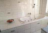 Nahe Seeboden am Millstätter See: Großzügiges Mehrparteienhaus. 260 m² Ausbaureserve. Investment mit Perspektive.