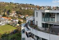 Atemberaubende Dachterrassenwohnung mit Kremstal-Blick im spektakulären "Punkthaus" - fußläufig in die Altstadt