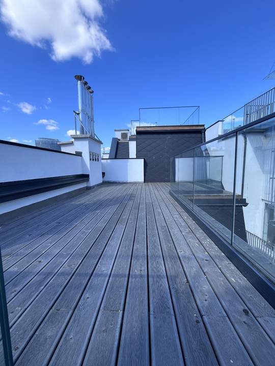 Wohnen über den Dächern – Modernes Design trifft Altbau-Charme am Czerninplatz | Erstbezug
