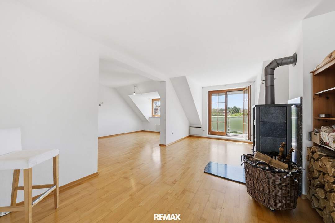 Sonnentraum mit Loggia: Großzügiges Wohnen in zentraler Lage von Hollabrunn!