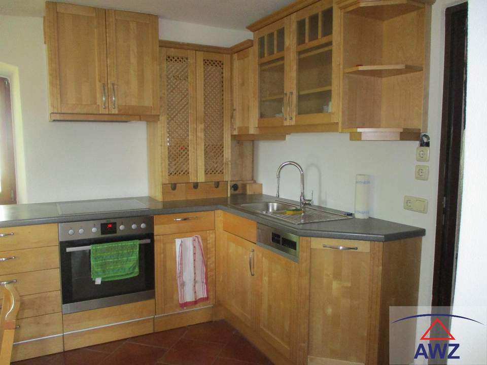 Schöne Erdgeschoss-Wohnung mit Eigengarten zu verkaufen!