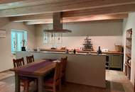 Exklusiv sanierter Vierkanthof mit idyllischem Innenhof und Naturgarten