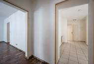 ++AIRBNB++ Unlock the Potential – 3-Room Period Apartment to Make Your Own
