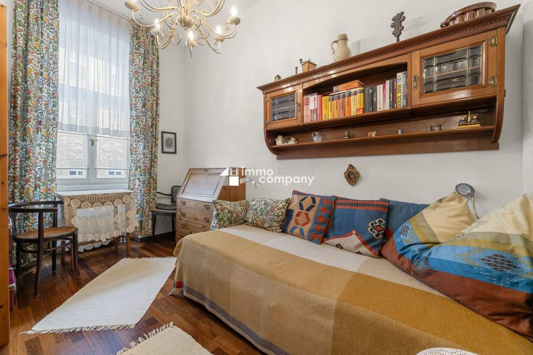 Elegante Altbauwohnung, mit Charakter