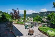 Große Villa thronend über Feldkirch mit Baulandreserve