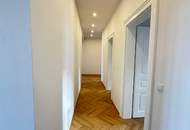 Großzügige 5-Zimmer-Altbauwohnung mit moderner Küche und Loggia