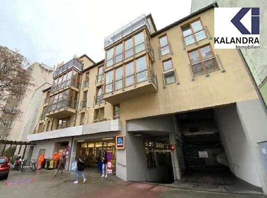 GARAGENSTAPELPLATZ IN DER KAISERSTRASSE