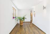 Gehobene Liegenschaft mit eigenem Pool. Nachhaltig. Lienzer Talboden.