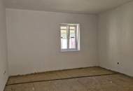 Haus mit 2 getrennten Wohneinheiten und Kellerstöckl mit Wiesen und Äcker