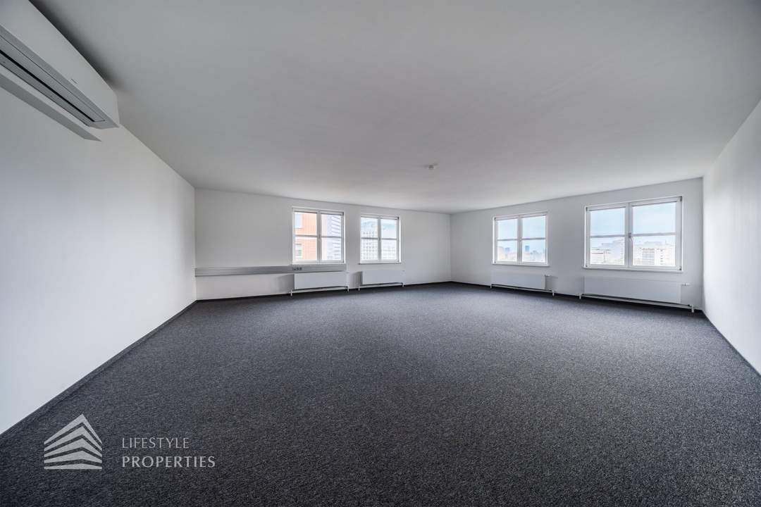 Erstbezug! Elegantes 5-Zimmer Büro in Toplage